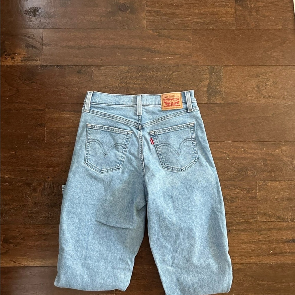 Levi’s-Mom Jeans-High waisted Size 28-EUC-like new - Picture 7 of 7